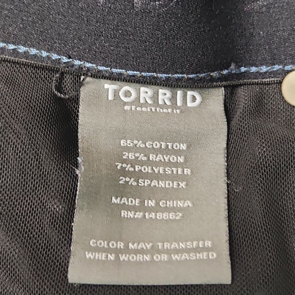 Torrid Blue Jeans Bombshell Skinny – Size 16 R, Five-Pocket, Belt Loops - Picture 6 of 16